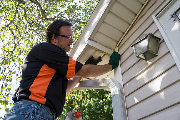 Siding Removal and Disposal in Munford, AL